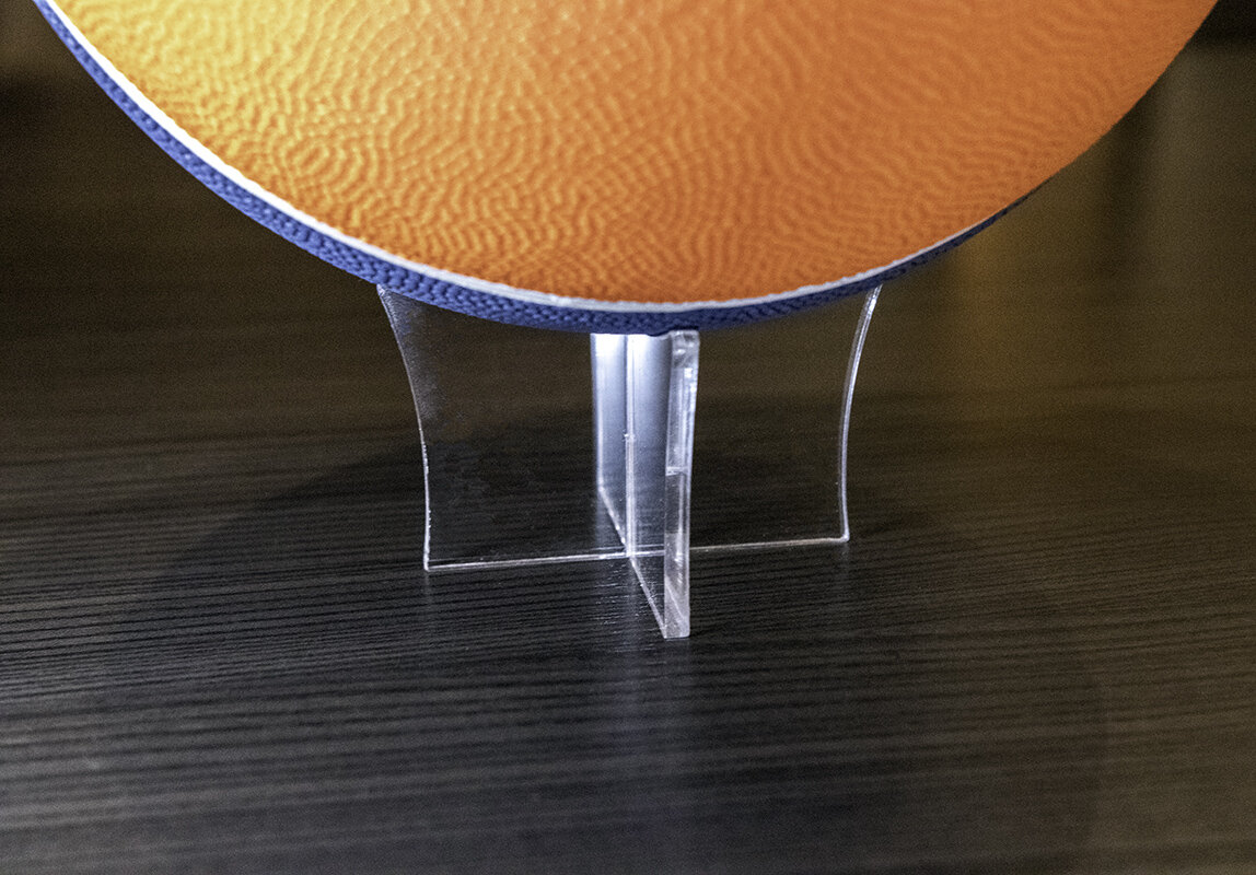 Ball stand