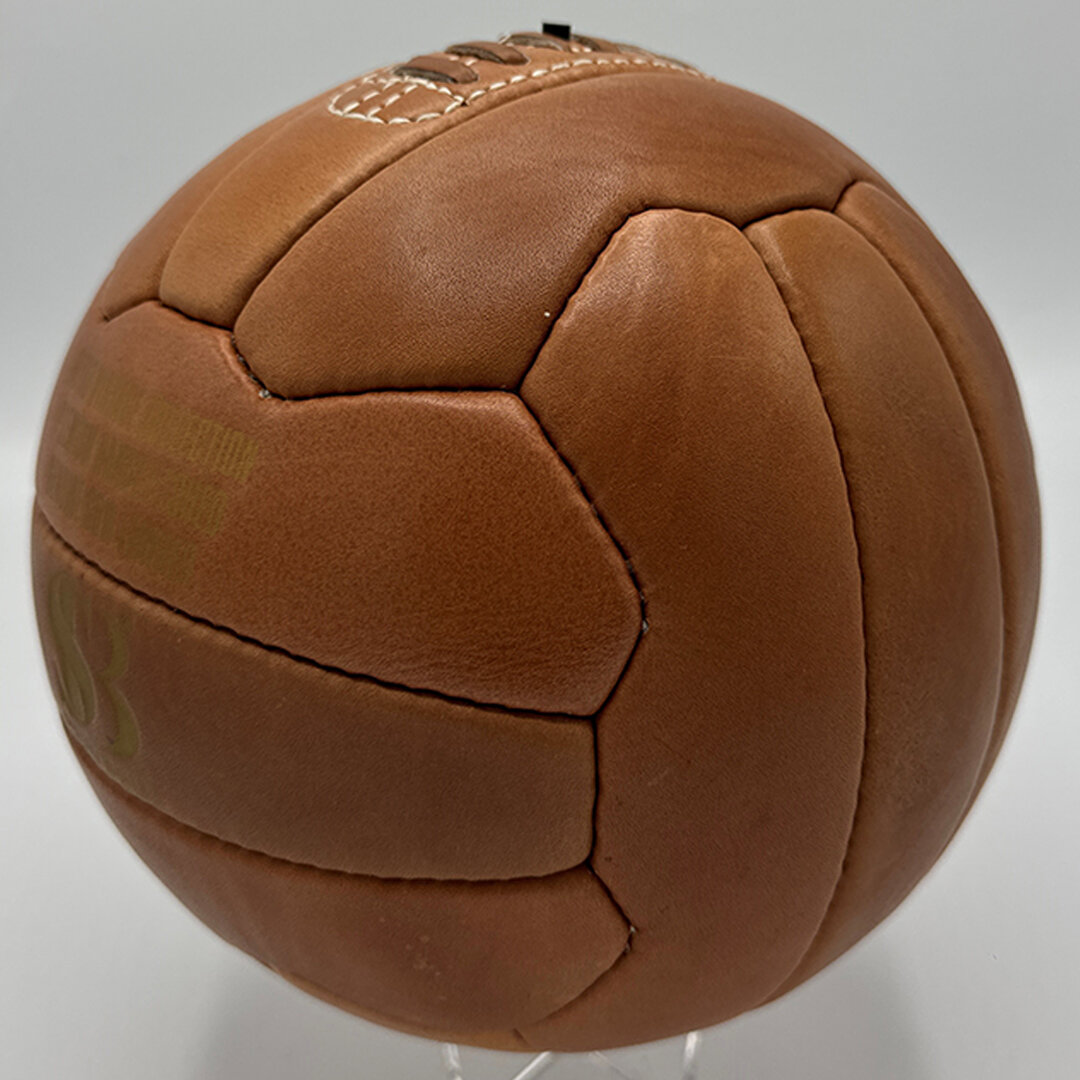 Retro Handgestikte Voetbal - Maat 5