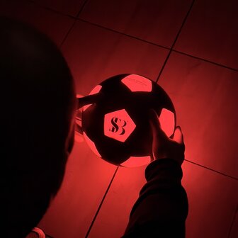 Stays Bright - LED - Voetbal - Maat 5 